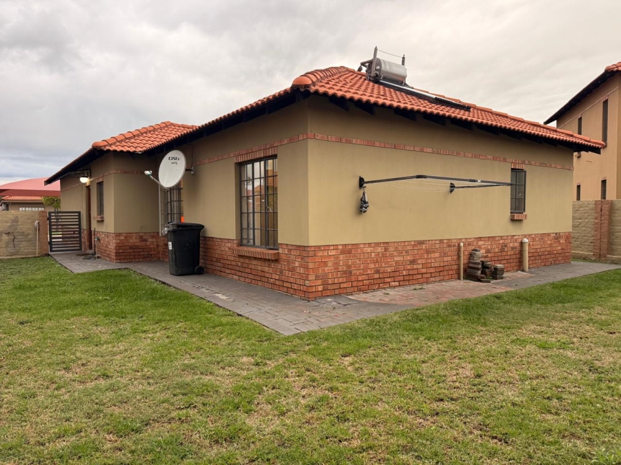 3 Bedroom Property for Sale in Waterkloof East North West